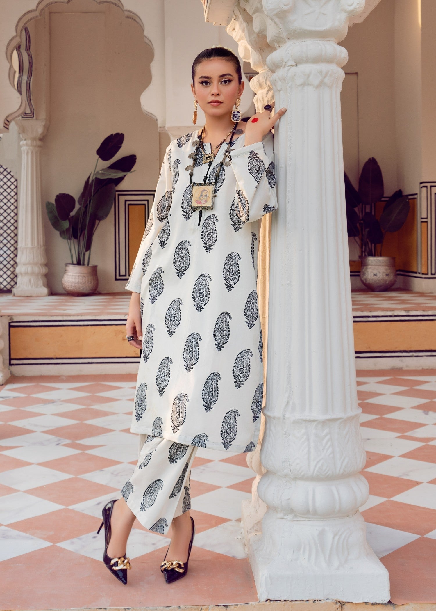 Chandan Nagri DALI Women 2pcs