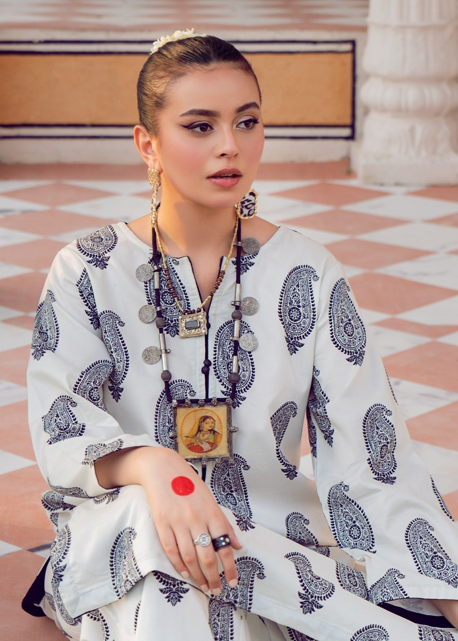 Chandan Nagri DALI Women 2pcs