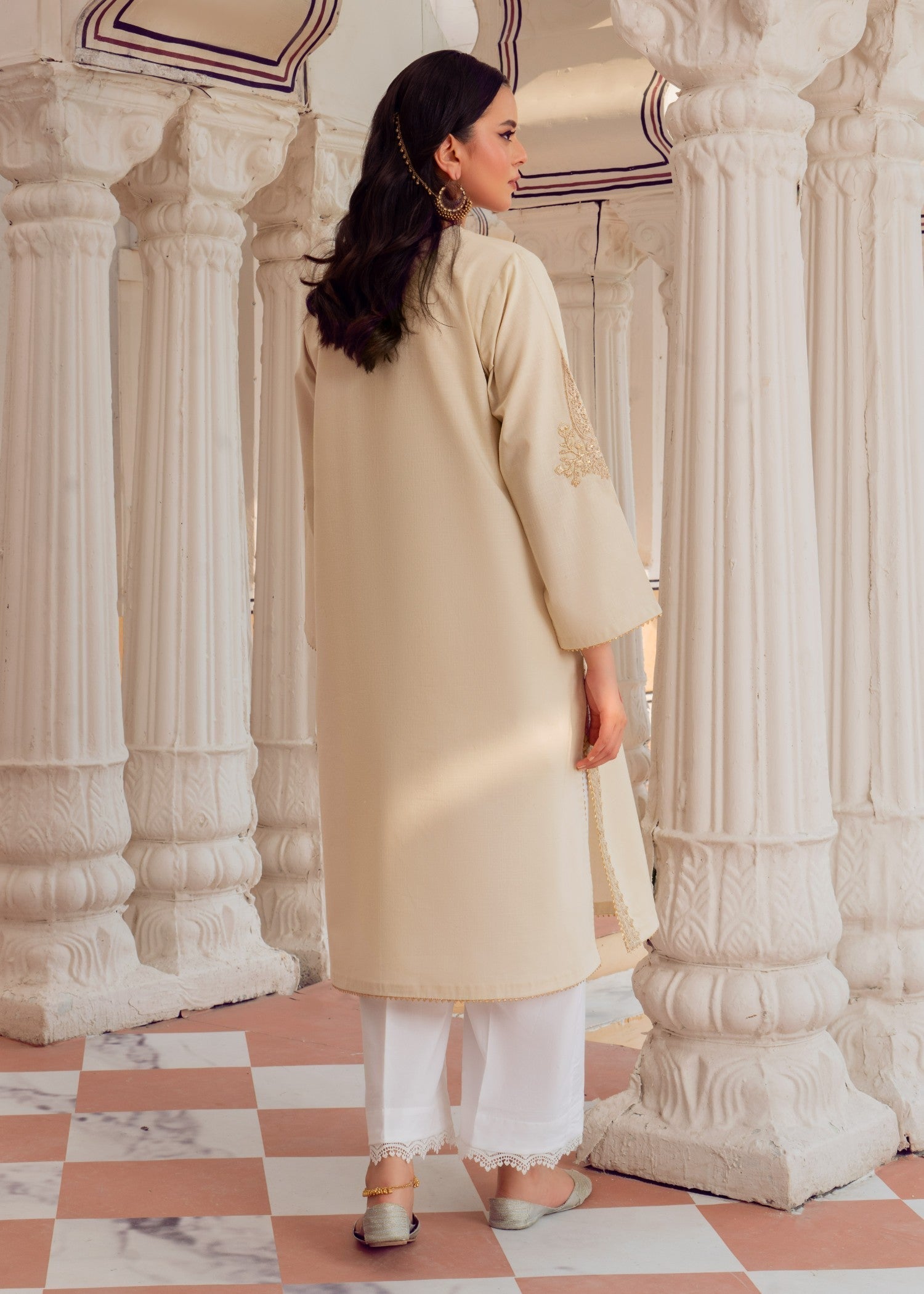 Chandan Nagri jeem Women 1pcs