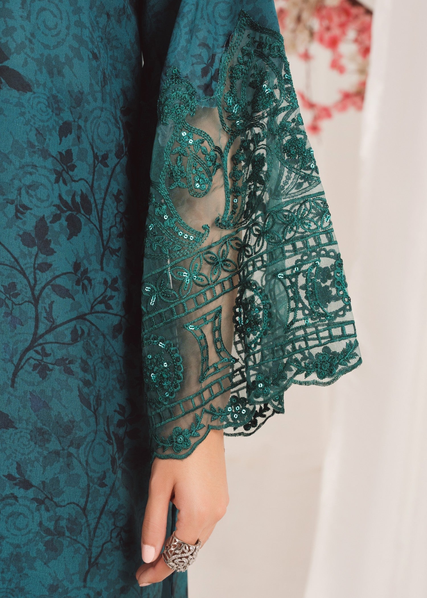 Agha Jaan B02 Women 2pcs