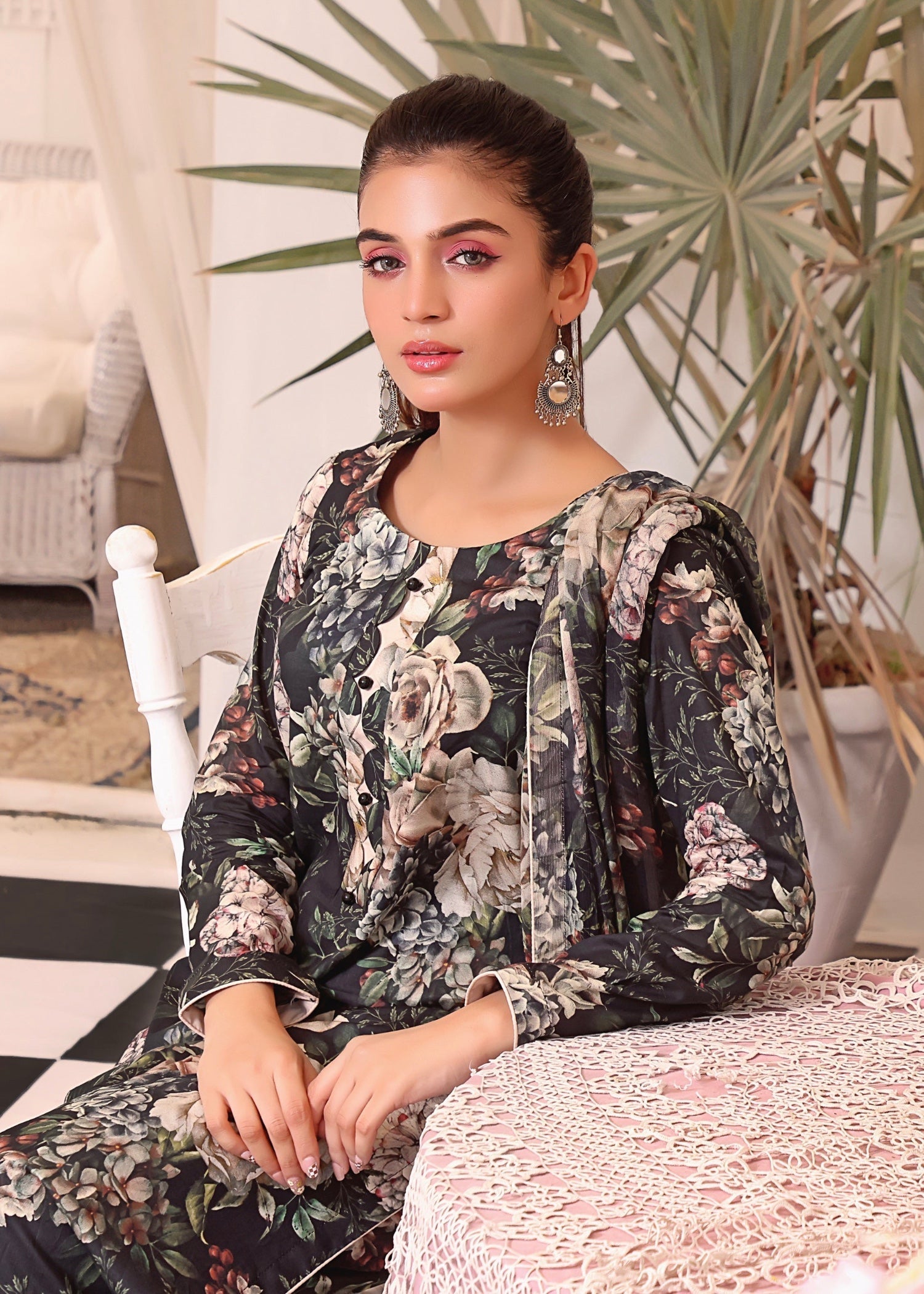 Feathers CHANDI Women 3pcs