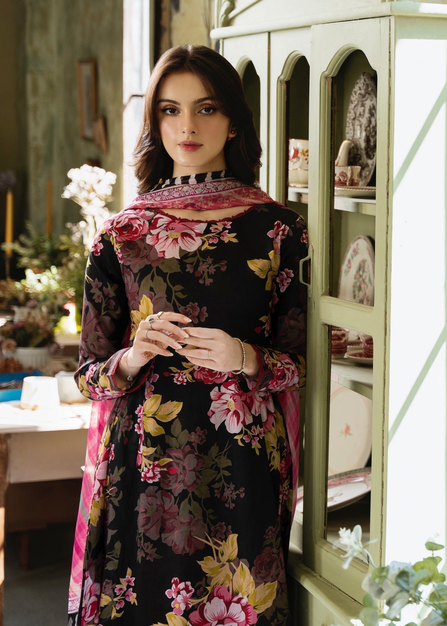 Feathers LYRA Women 3pcs