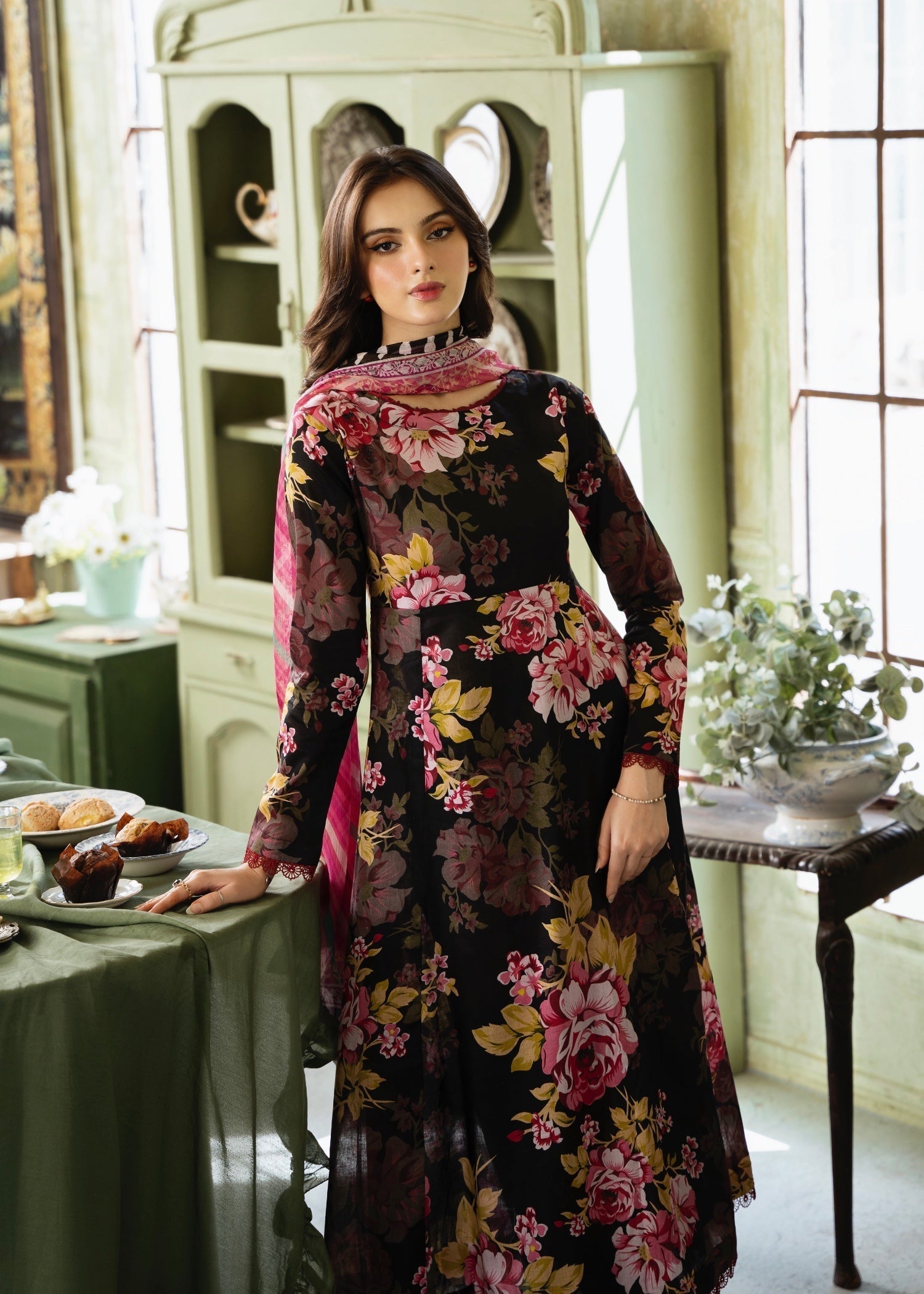 Feathers LYRA Women 3pcs