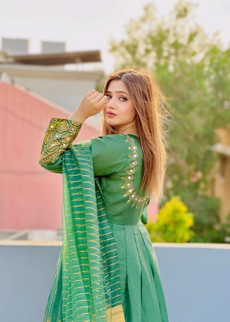 1 Virsapret green anarkali Women 3pcs