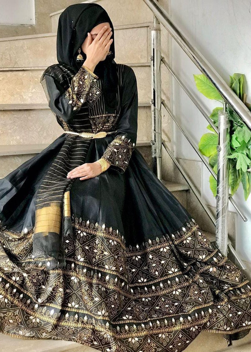 1 Virsapret R5 full black Women 3pcs