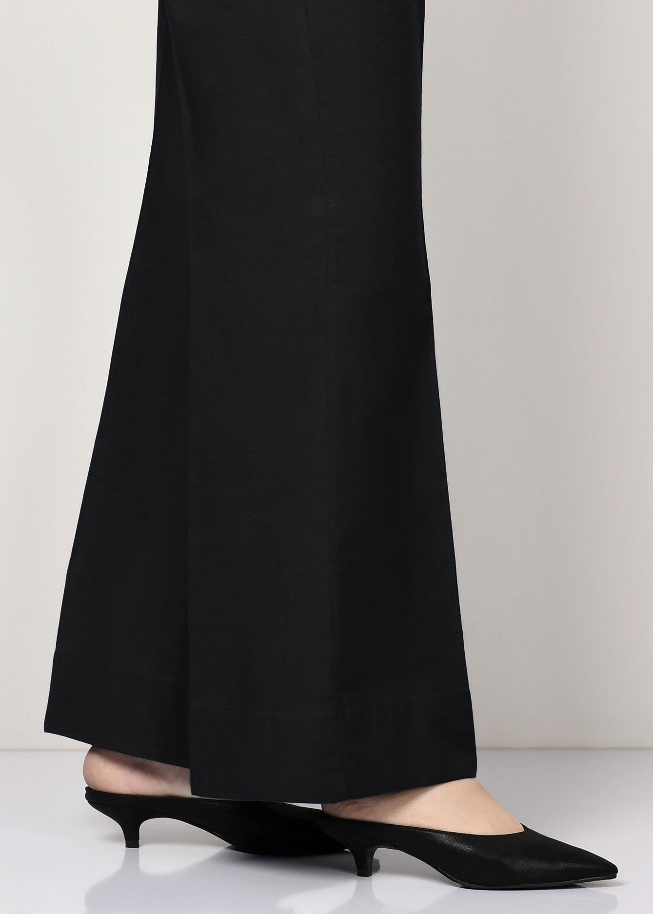 Momin Online black bell bottom NON see thru PC Women 1pcs