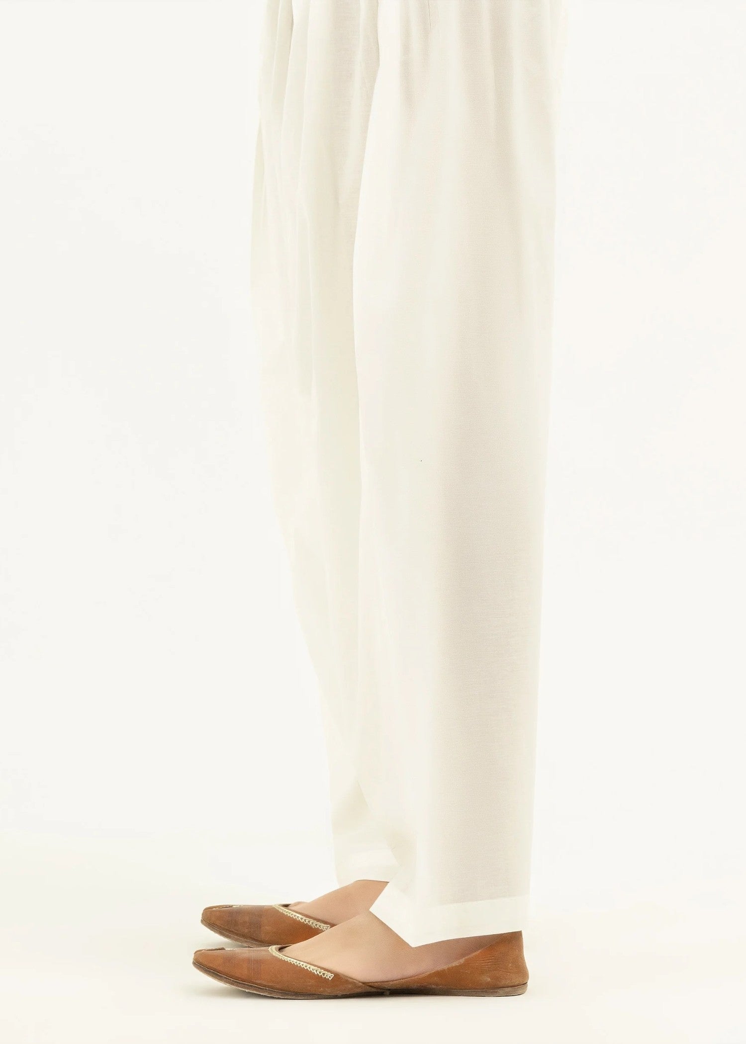 Momin Online cambric shalwar white Women 1pcs