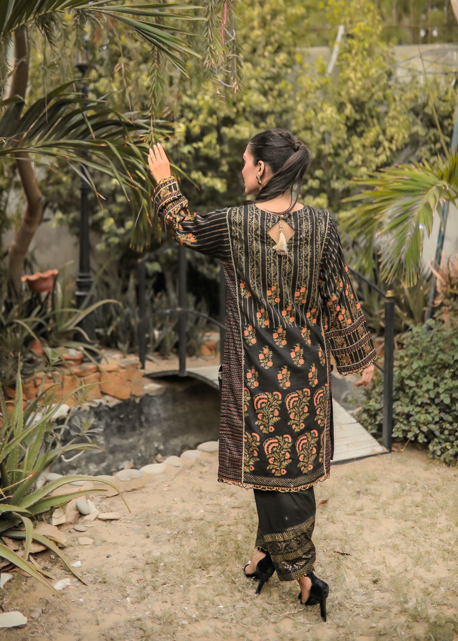 Yusra Ansari Mookosh yed 03 Women 2pcs