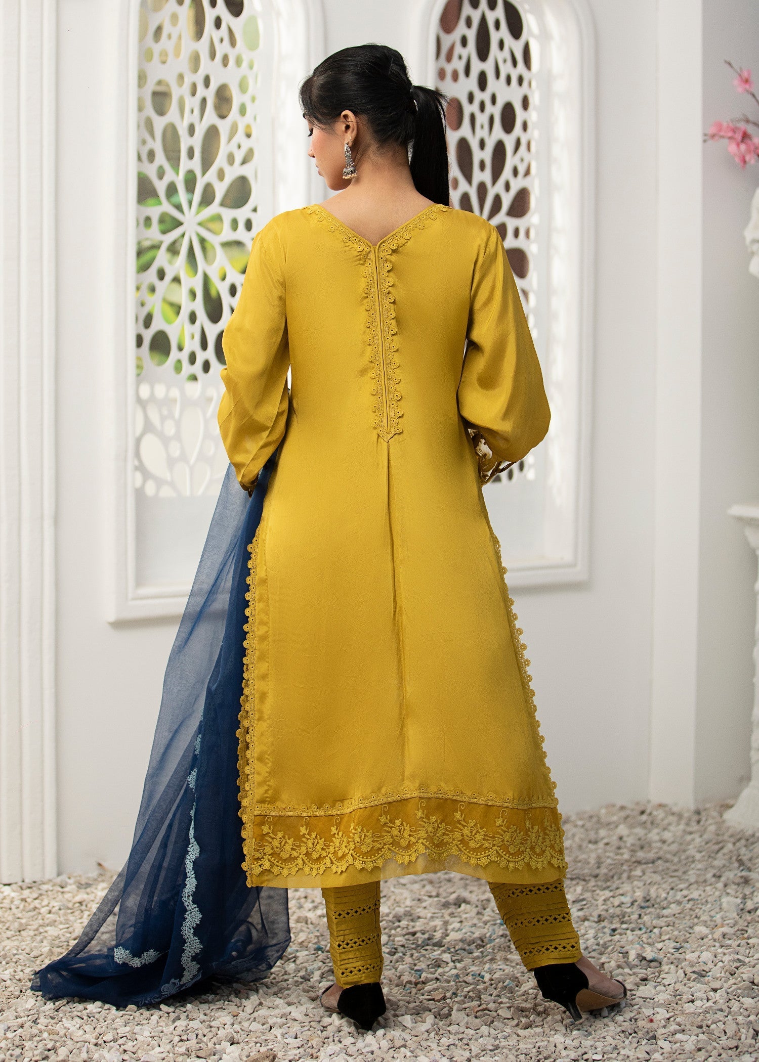 Yusra Ansari Yaw 16 kairo Women 3pcs