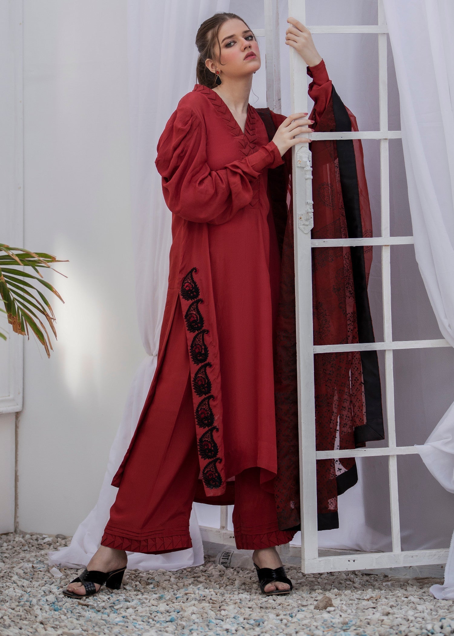 Yusra Ansari Yaw 15 kira Women 3pcs