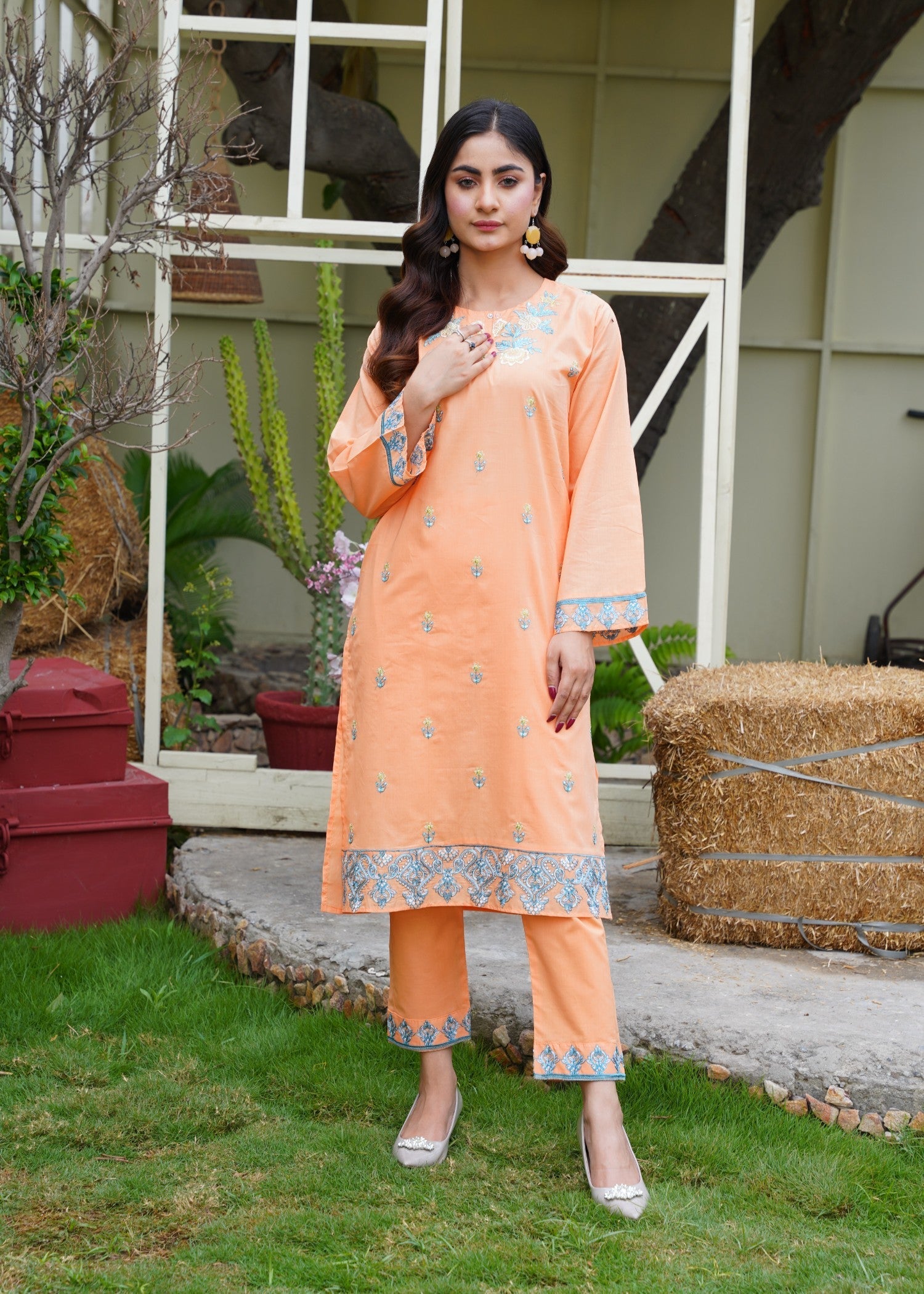 Taranjan Naaz Women 2pcs