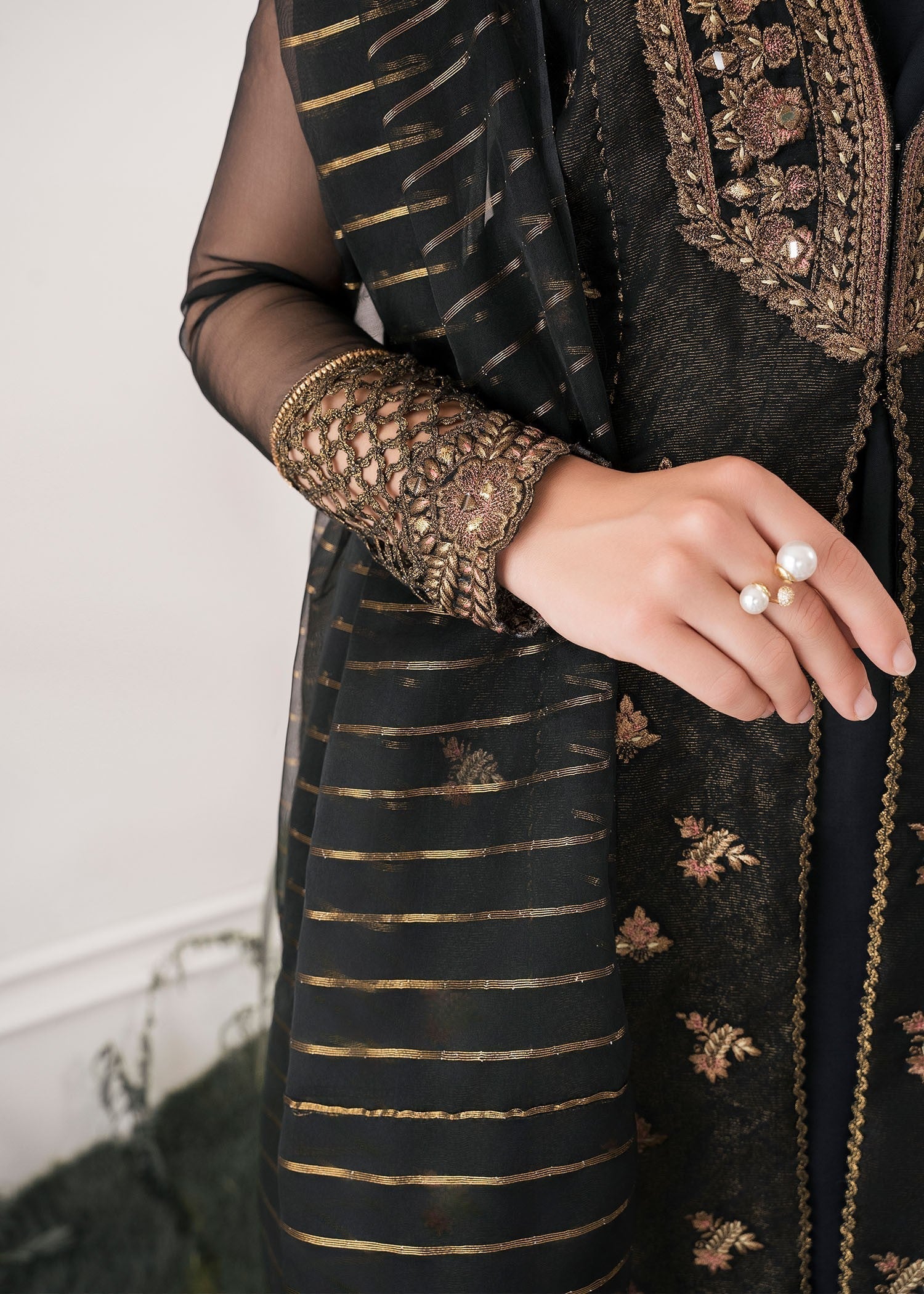 Rang-e-Haya Hana (Black) Women 4pcs