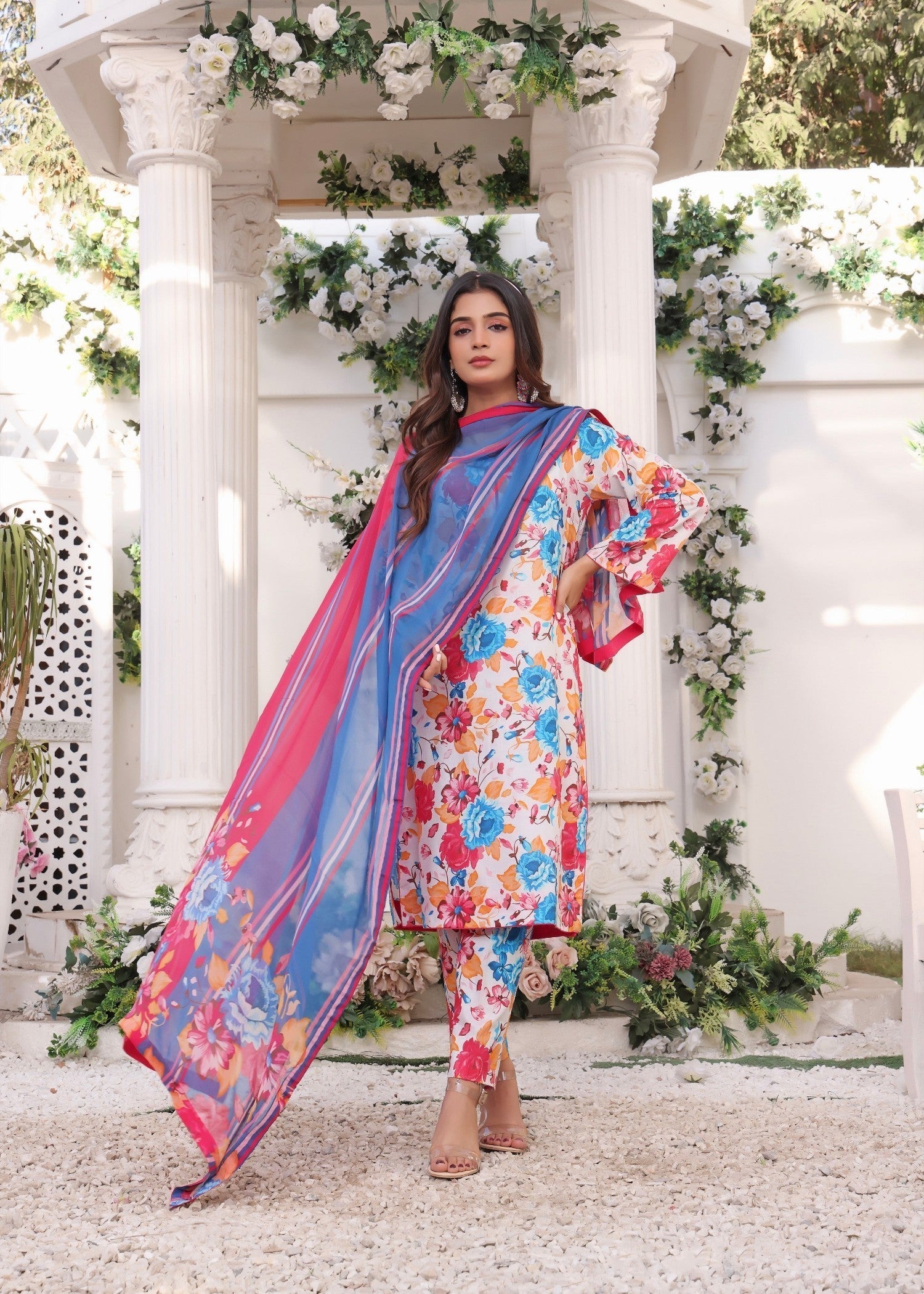 Feathers AFSANA Women 3pcs