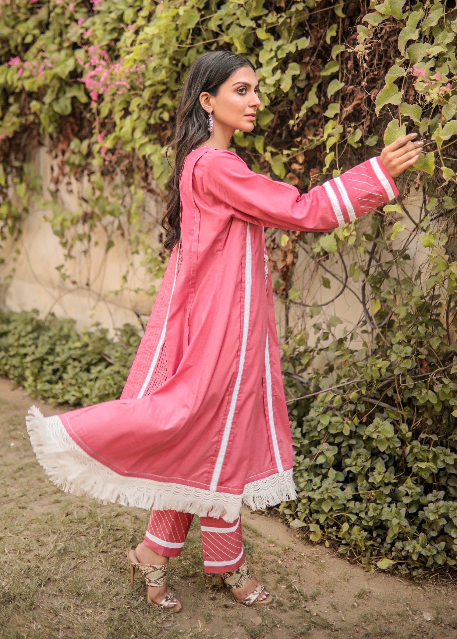 Yusra Ansari Mizuki yed 09 Women 2pcs