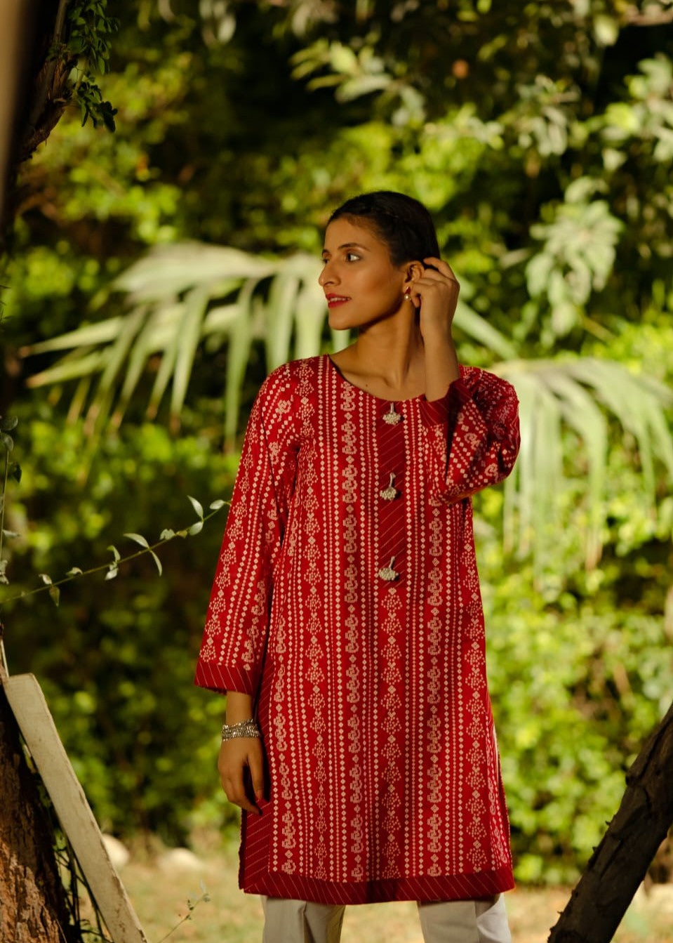 Mahrukh Gul Couture & Rakhtaa Chunri Fuschia/27 Women 1pcs