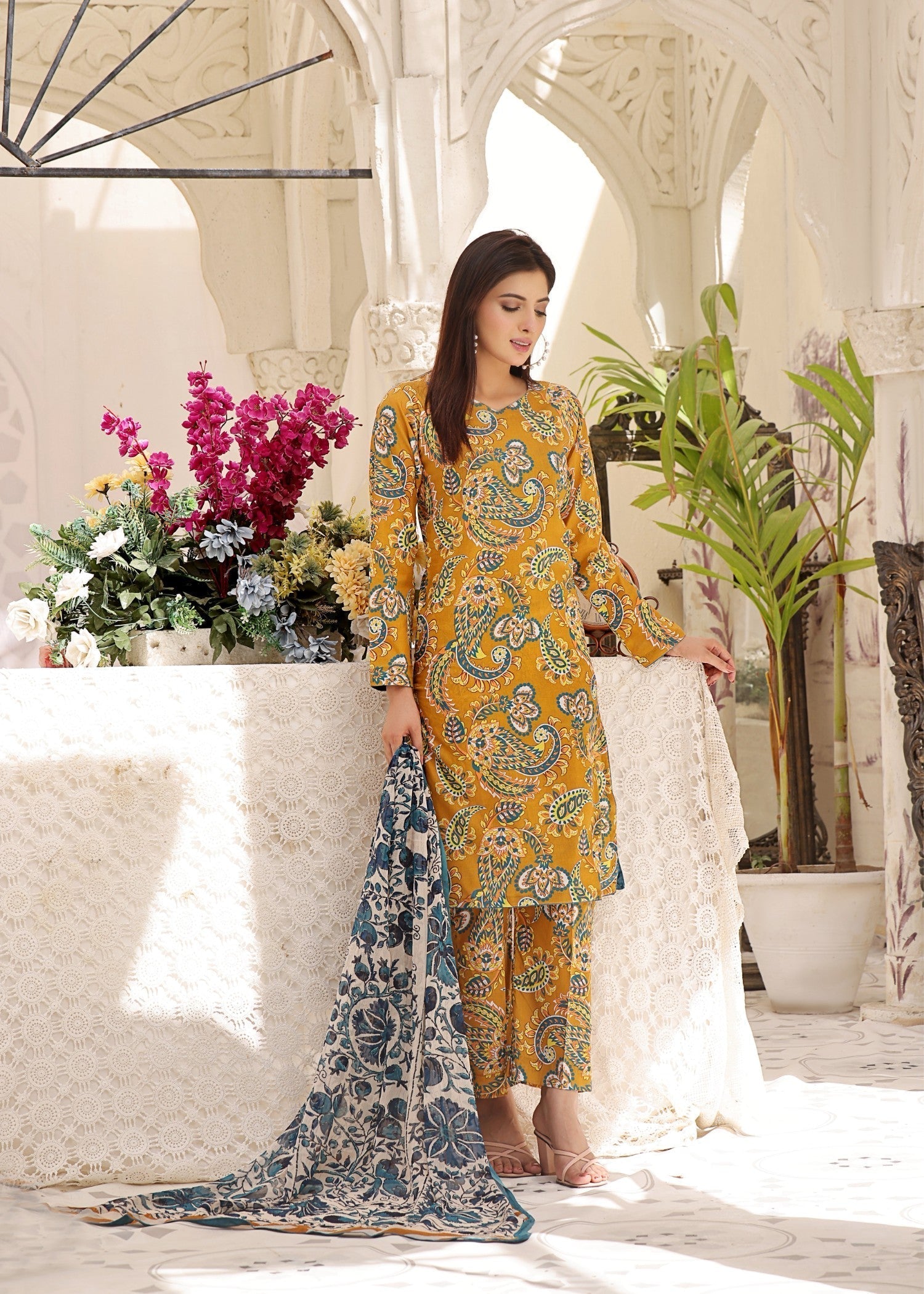 Feathers PANSY Women 3pcs