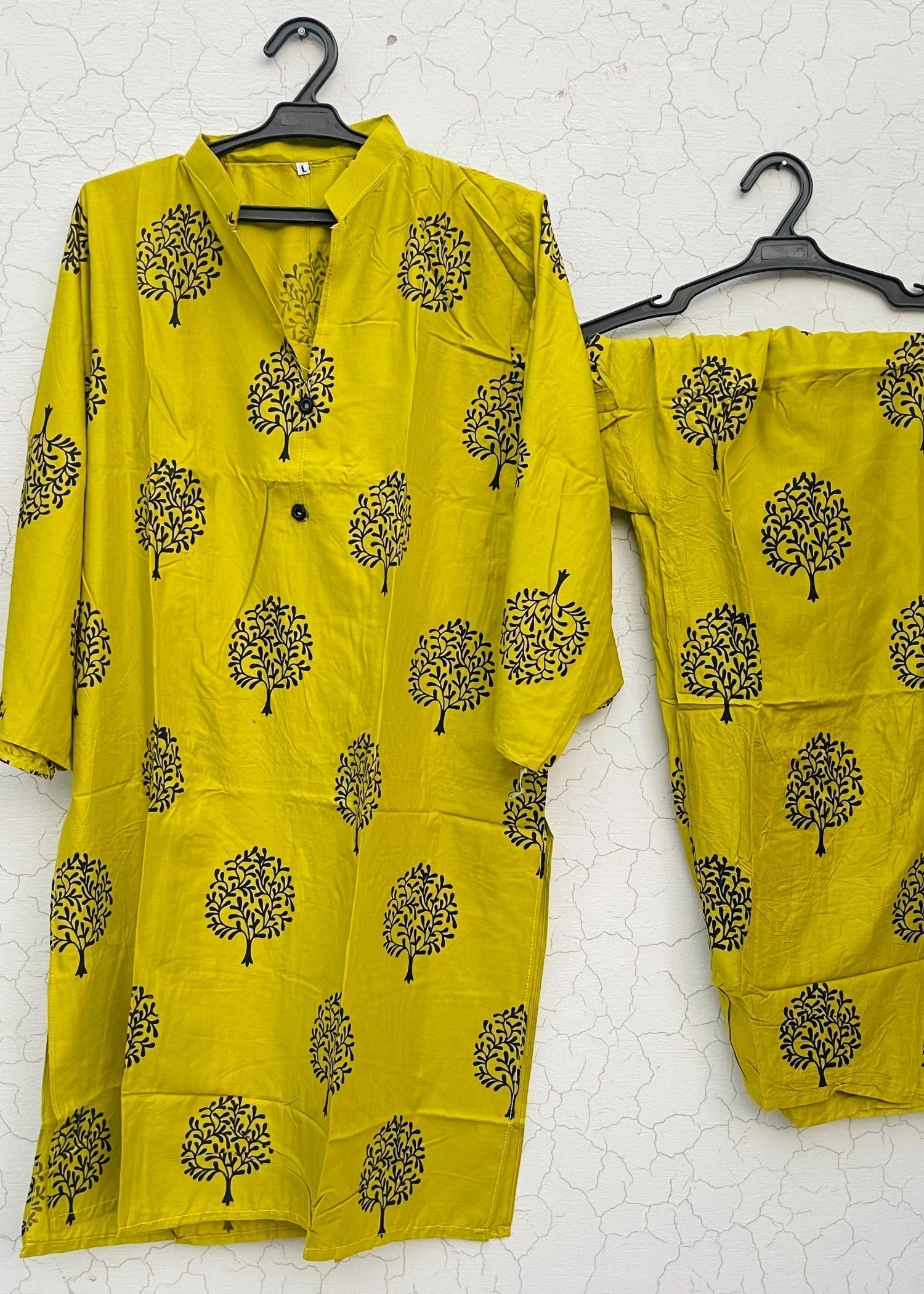 Chaudhary Arts Tree Printed (apple green) Women 2pcs