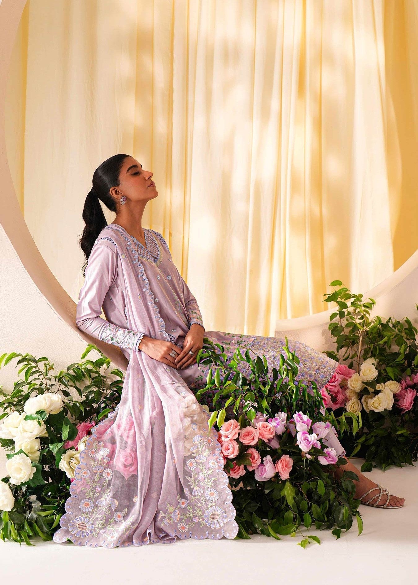 Musaif Zeina Stitched Kurta Set () Women 3pcs