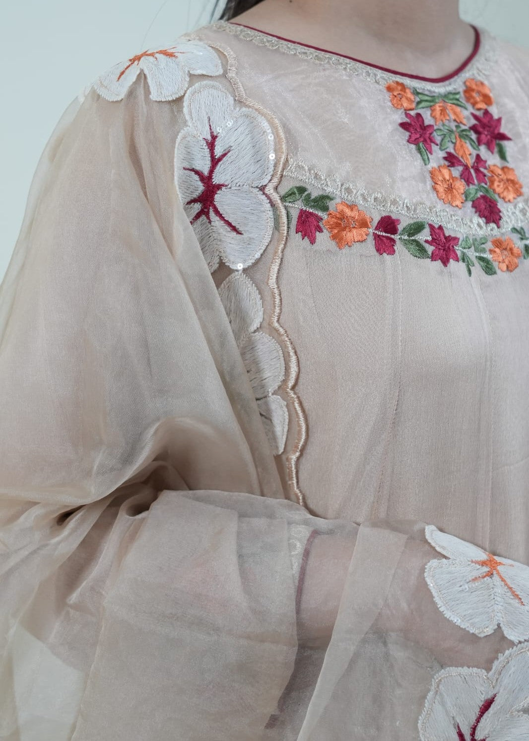 Mahrukh Gul Couture & Rakhtaa Gold Rose/001 Women 4pcs