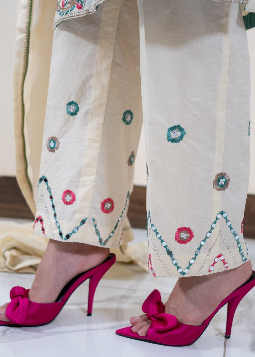 Mahrukh Gul Couture & Rakhtaa Creame Sage/002 Women 3pcs