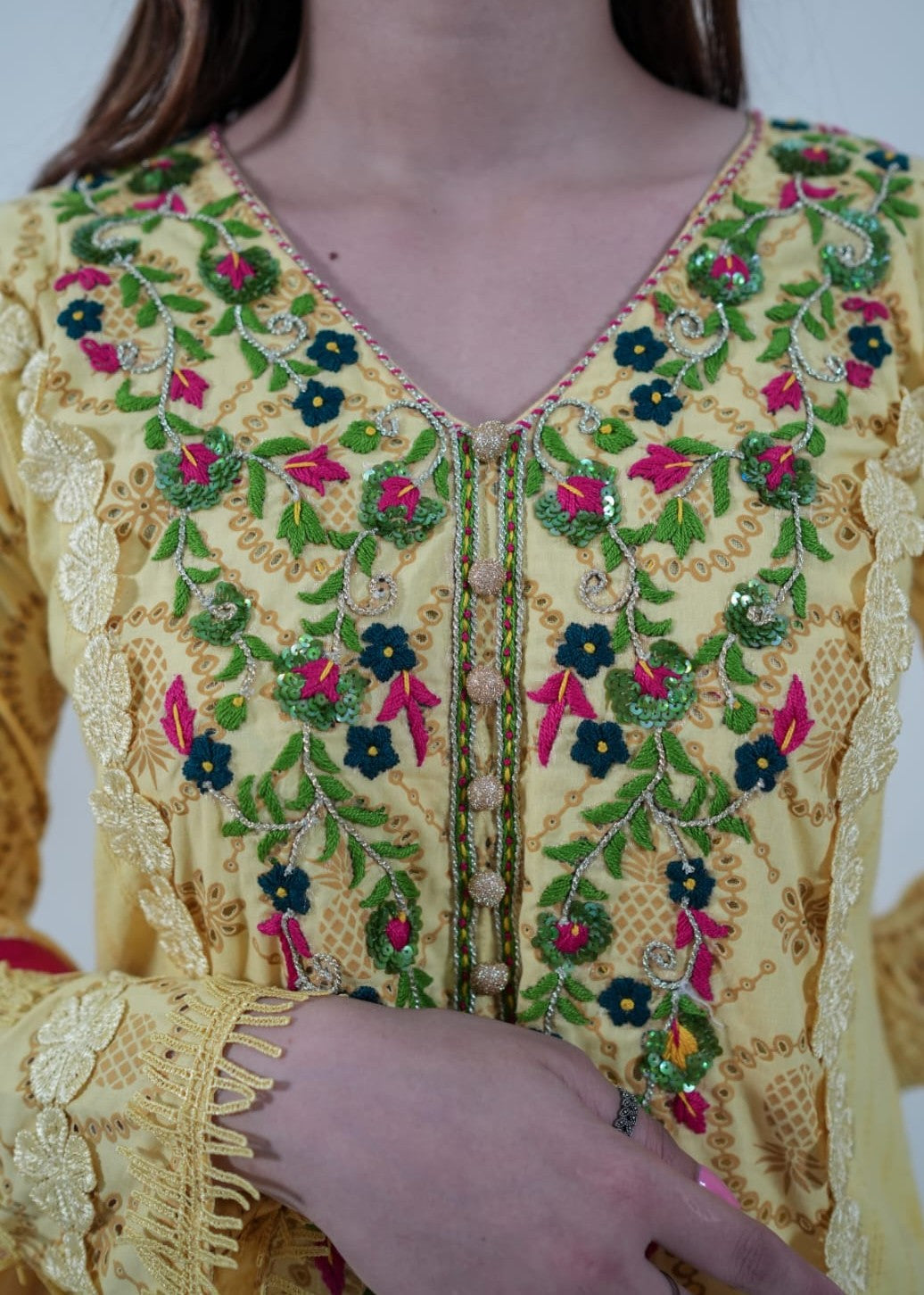 Mahrukh Gul Couture & Rakhtaa Trendy Une Cope/010 Women 4pcs