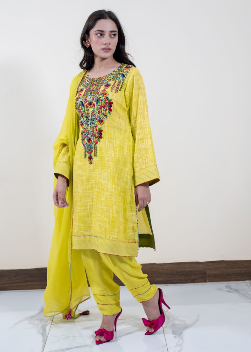 Mahrukh Gul Couture & Rakhtaa Vallee Des Perroquets/023 Women 3pcs