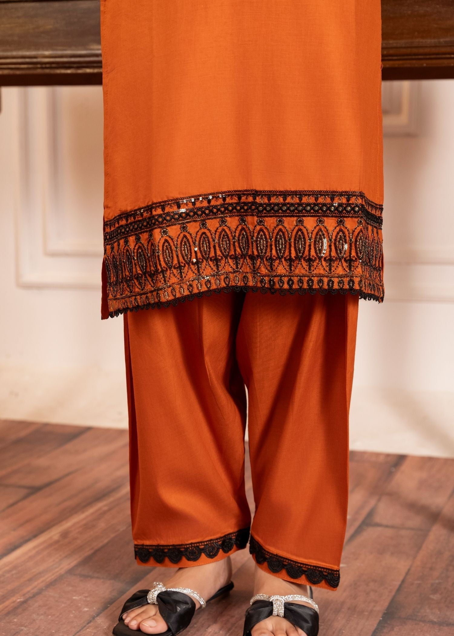 Momin Online EB 9004 Women 2pcs