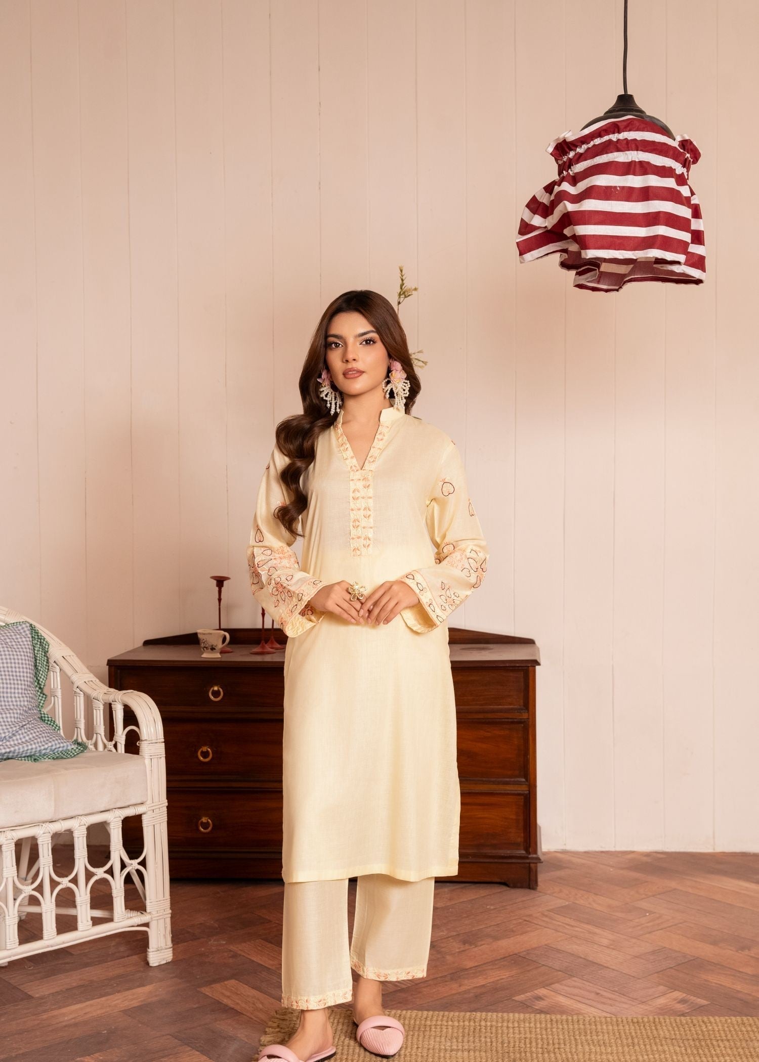 Momin Online EB 9023 Women 2pcs