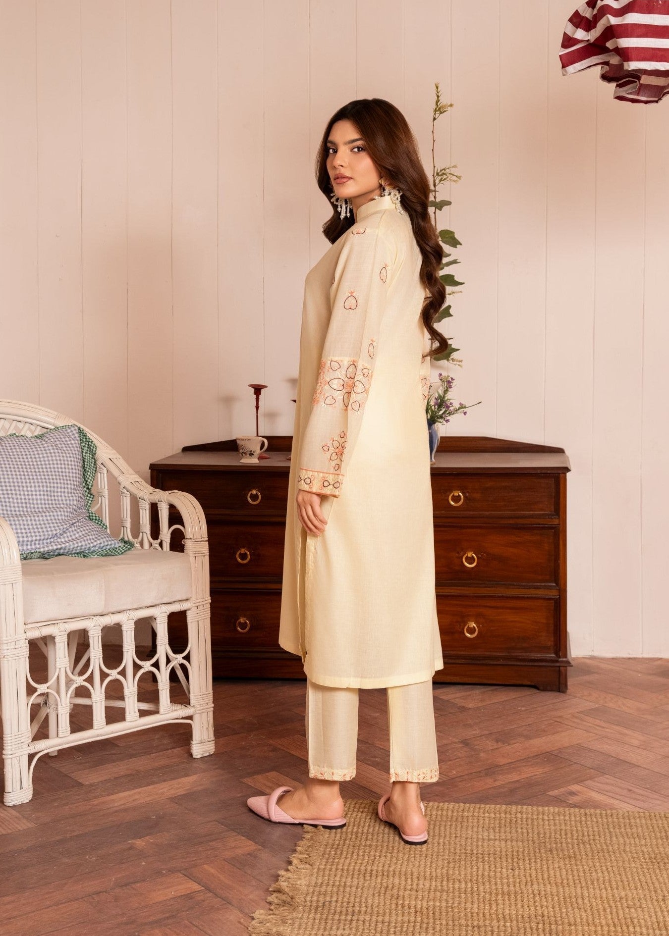 Momin Online EB 9023 Women 2pcs