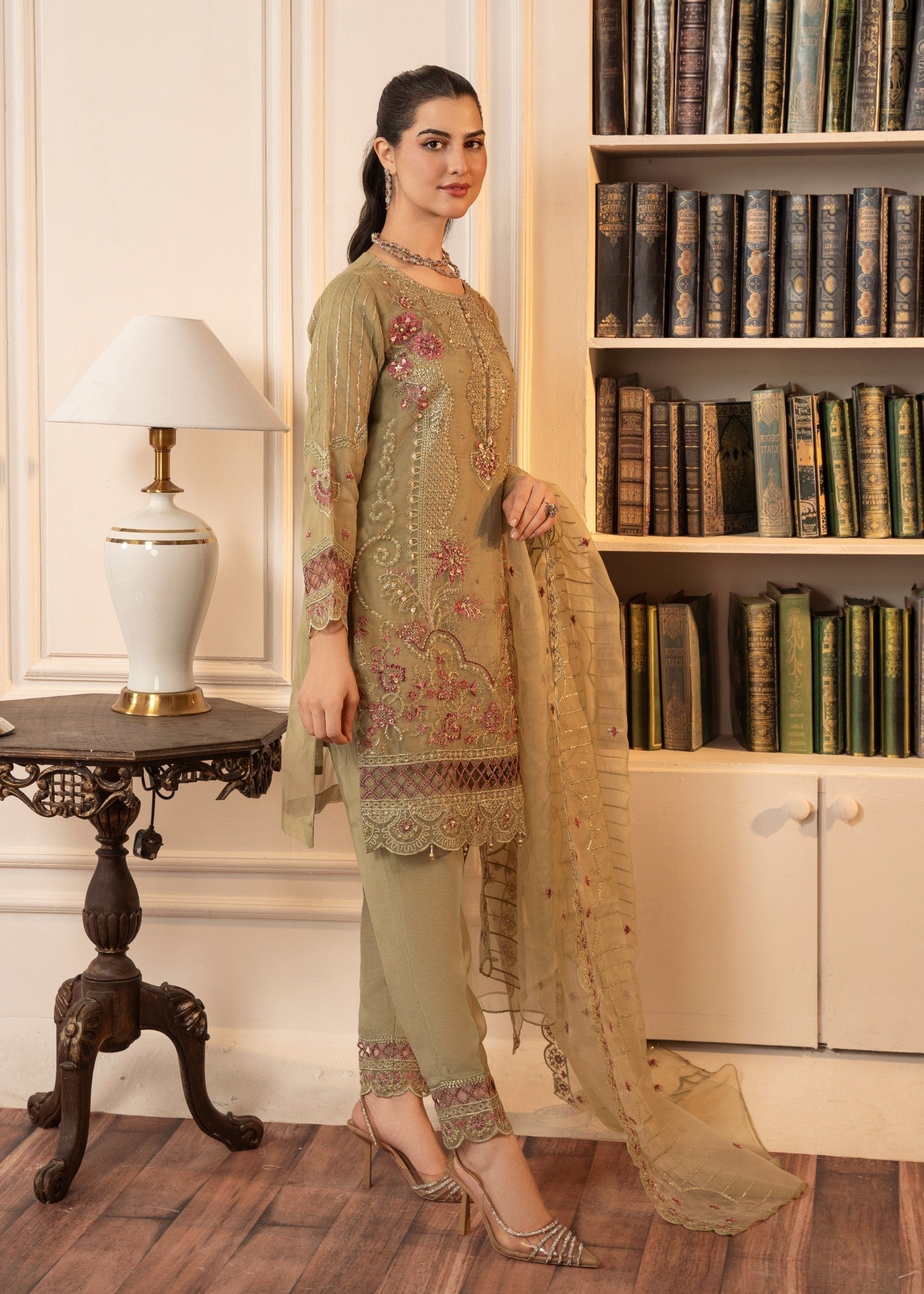 Zebaye Zaima US 567 Sand(SB) Women 3pcs