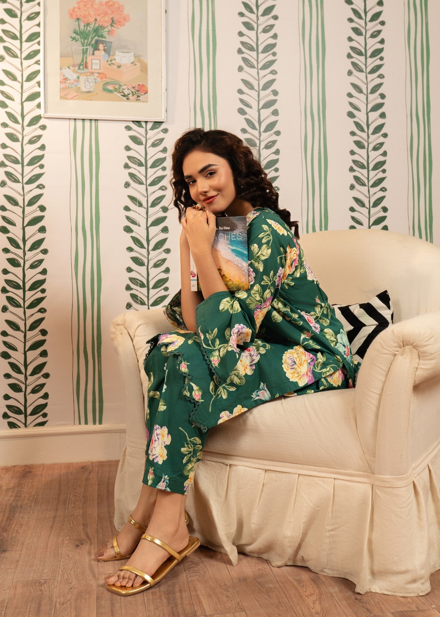 Meerak Pret SF 12 Women 2pcs