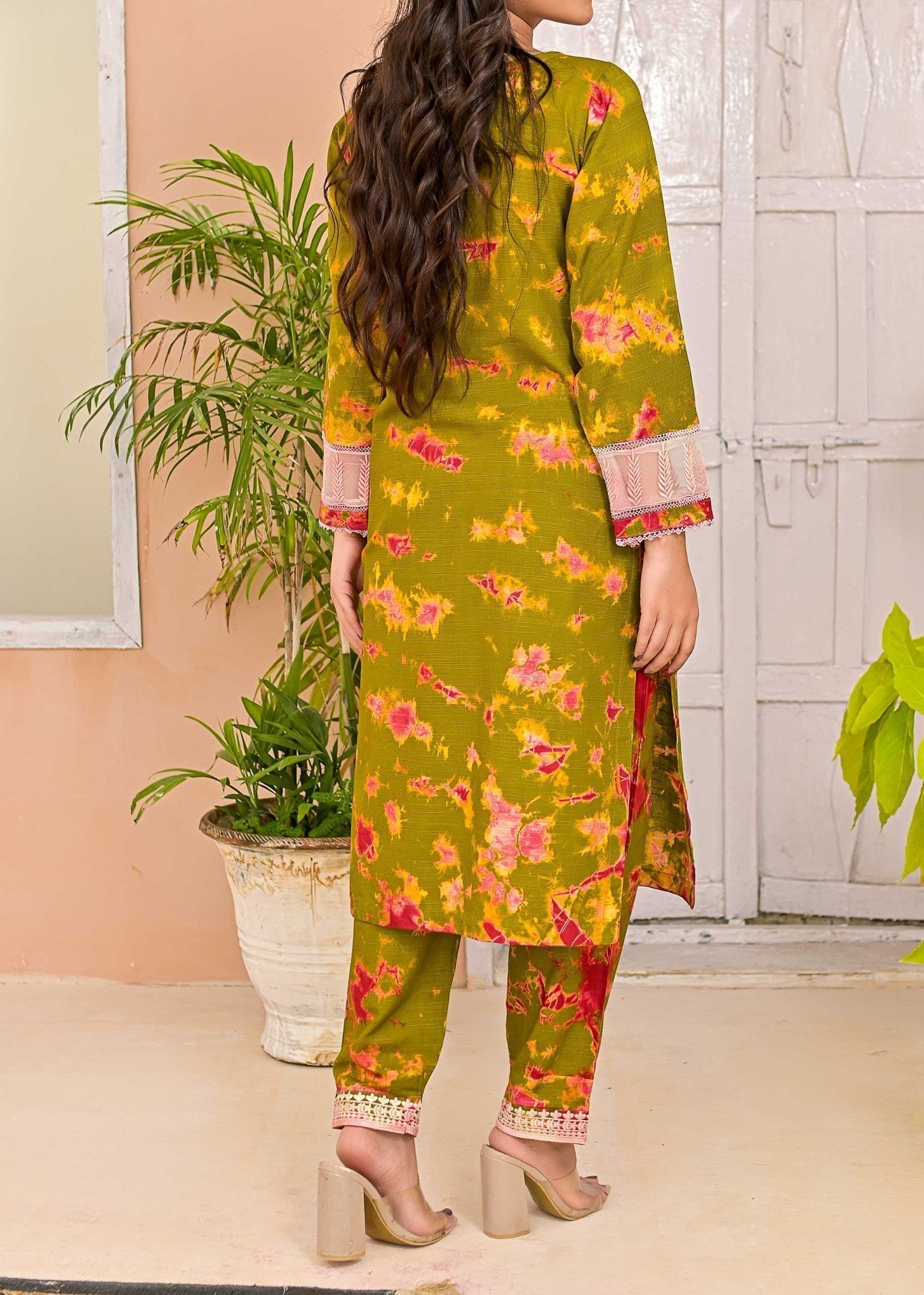 Pret Diaries Green Tye and Dye Embroidered set Women 2pcs