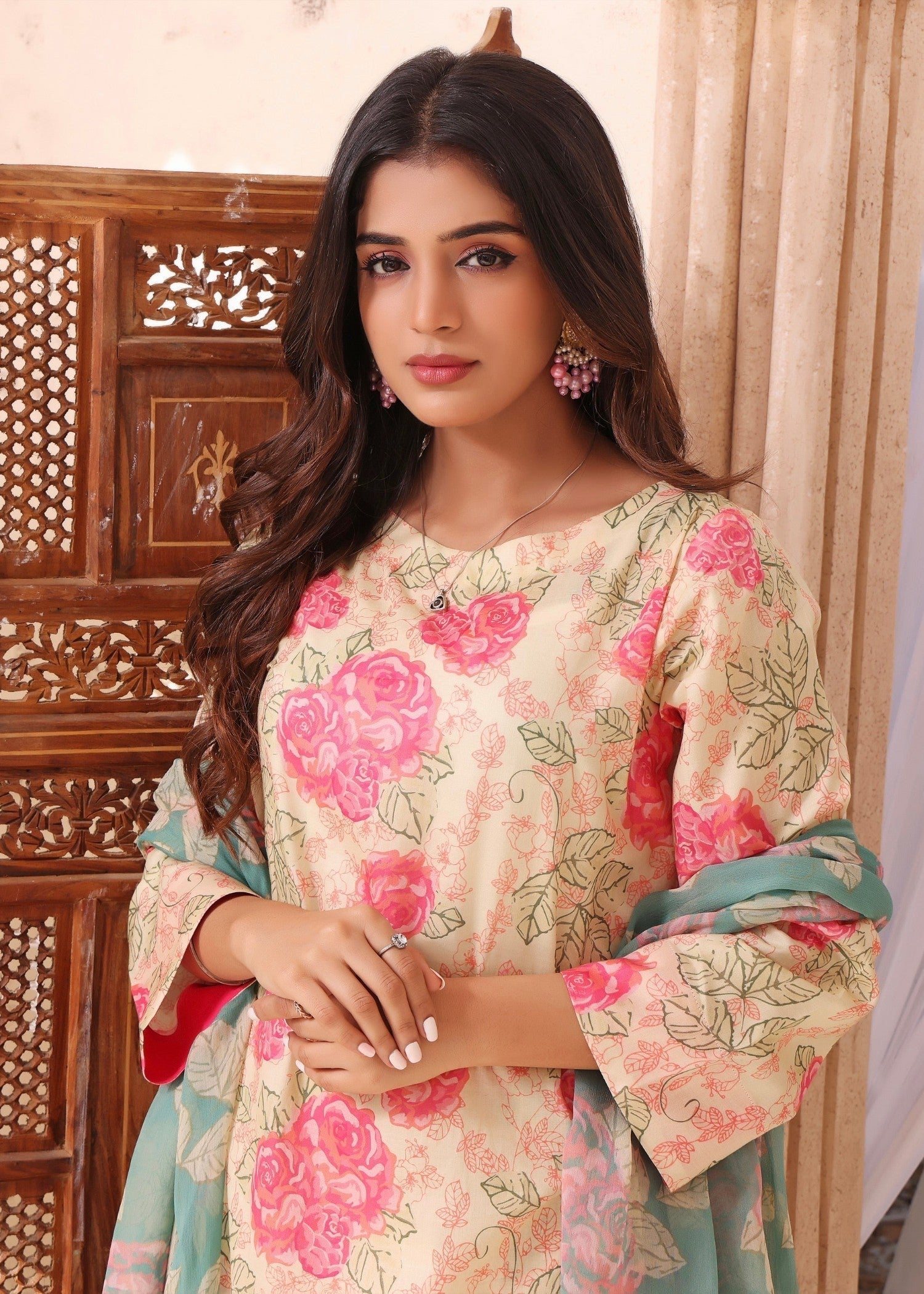 Feathers ELA Women 3pcs