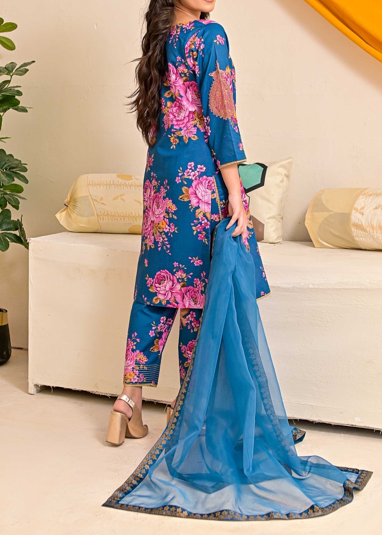 Pret Diaries Blue Embroidered Women 3pcs