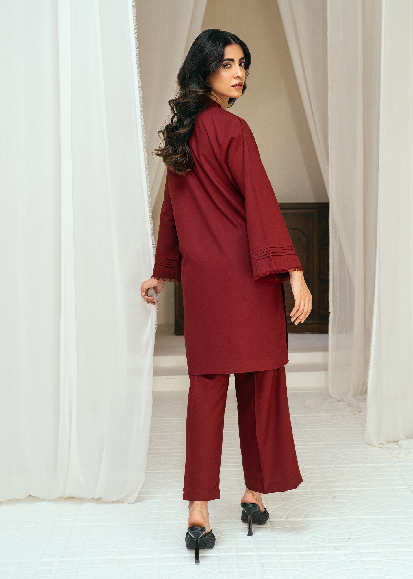 Rangeen Scarlet Co Ord Set Women 2pcs