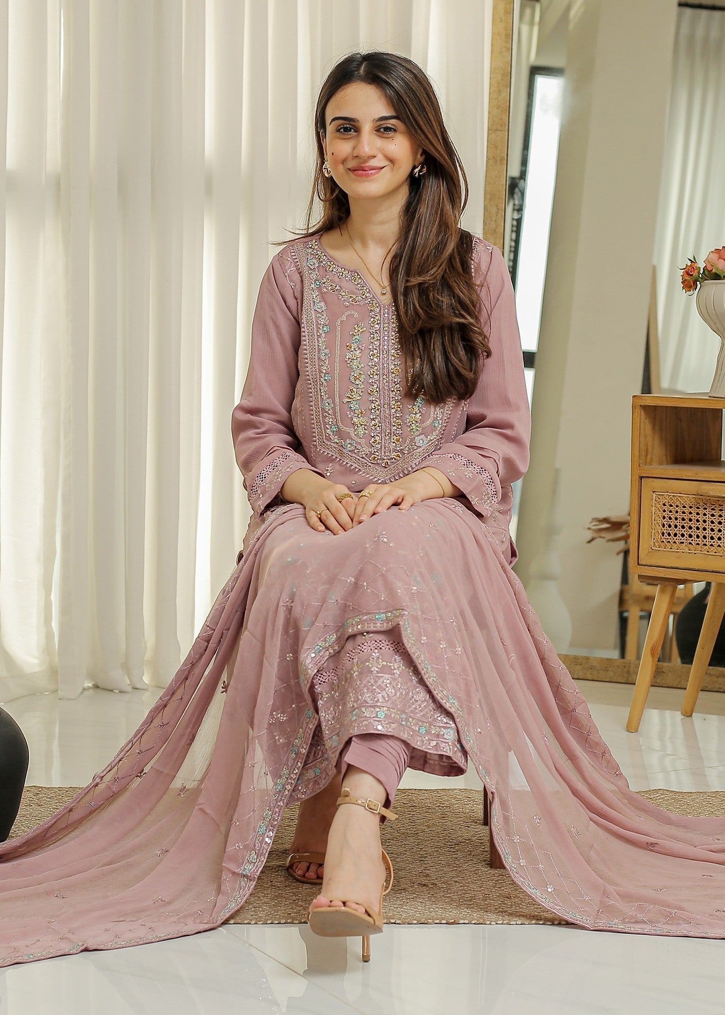 Rangeen Mahpara Embroidered Chiffon Suit Women 3pcs