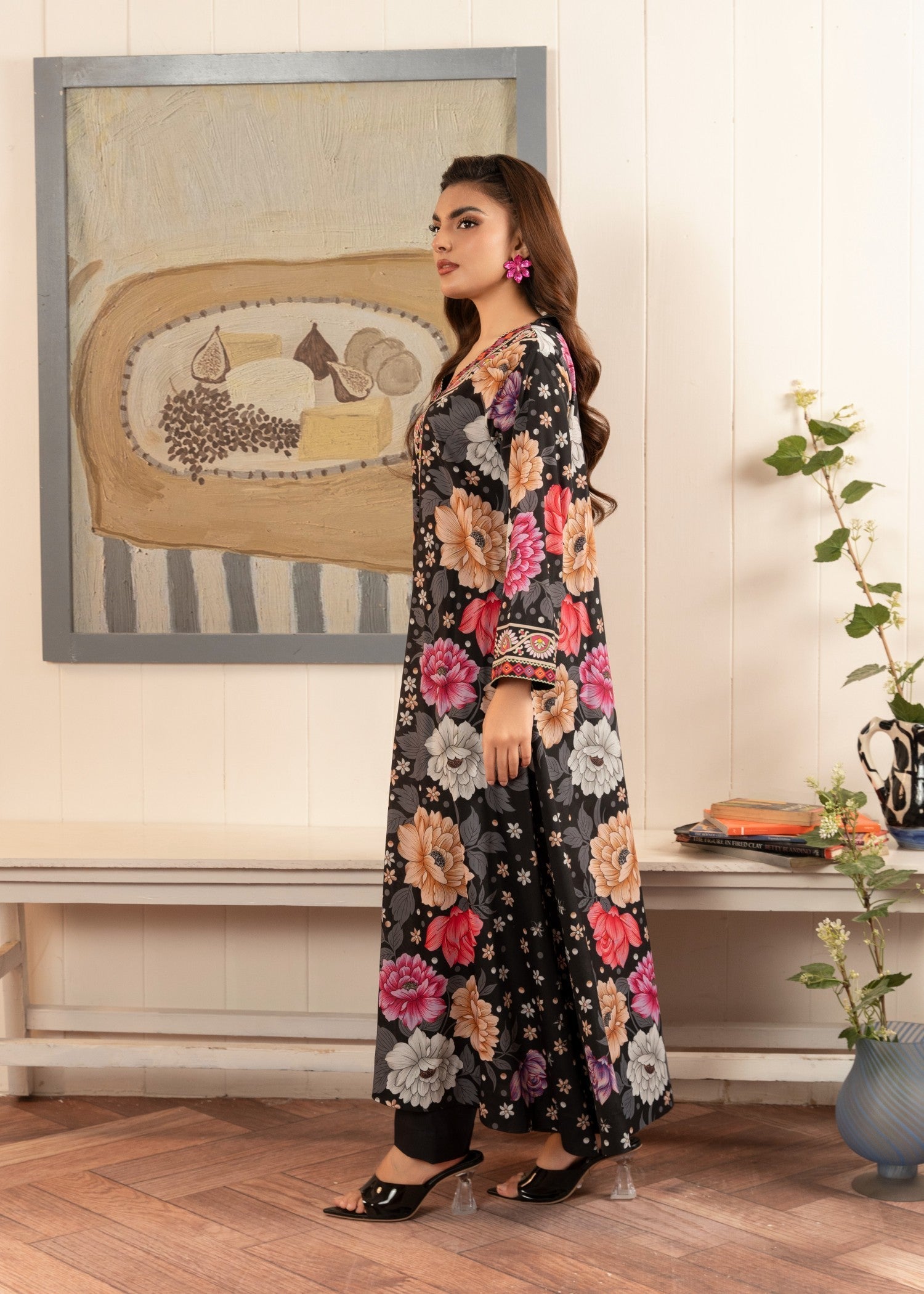 Stitch Vibes Black Flora Shirt Women 1pcs