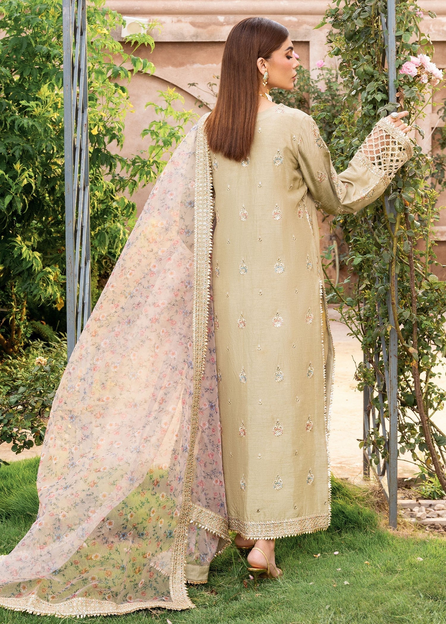 Rang-e-Haya Ayeza (Clay Beige) Women 3pcs
