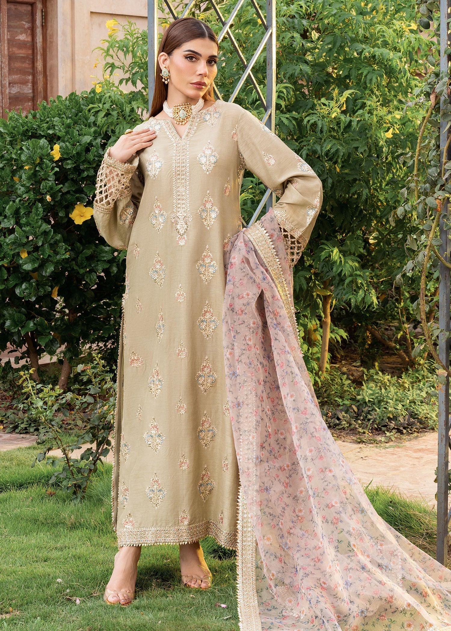 Rang-e-Haya Ayeza (Clay Beige) Women 3pcs