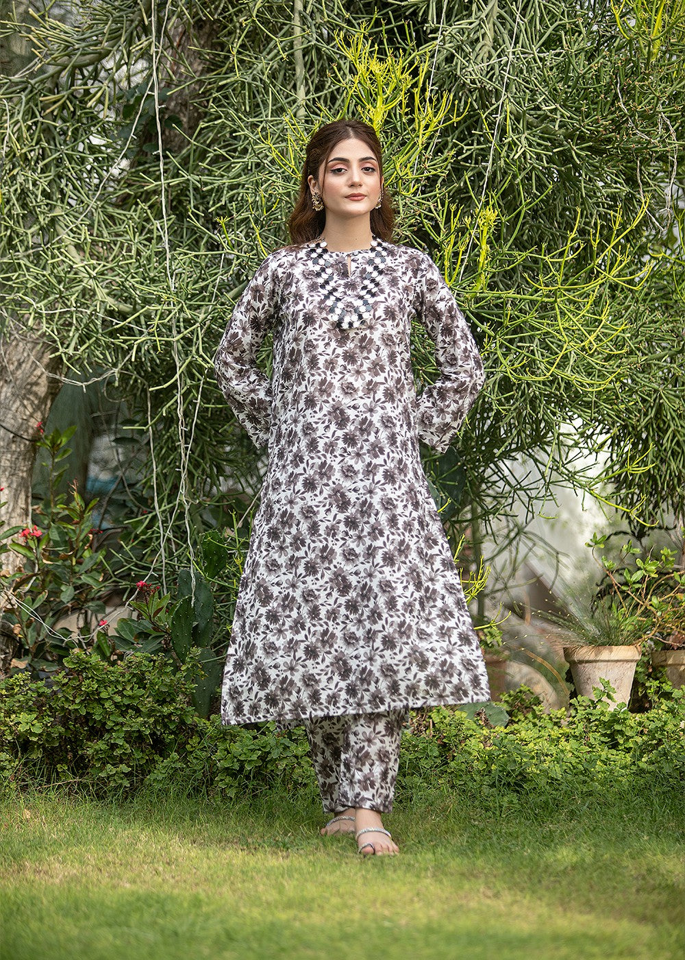 Aqs n Man Matching Separates Lawn Suit | AM 004 Women 2pcs