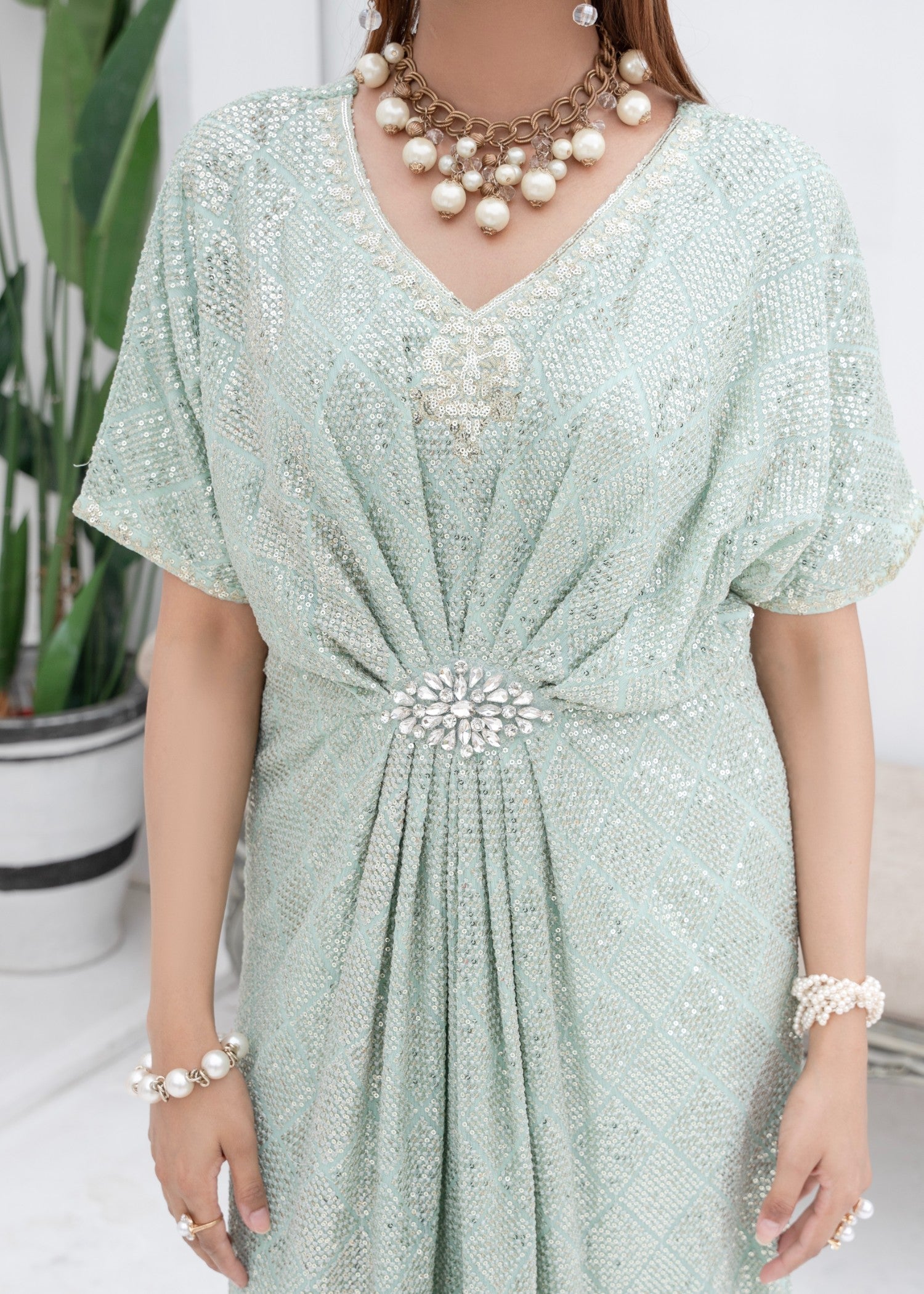 Mona Embroidery CELESTIAL CHARM MINT GREEN Women 2pcs