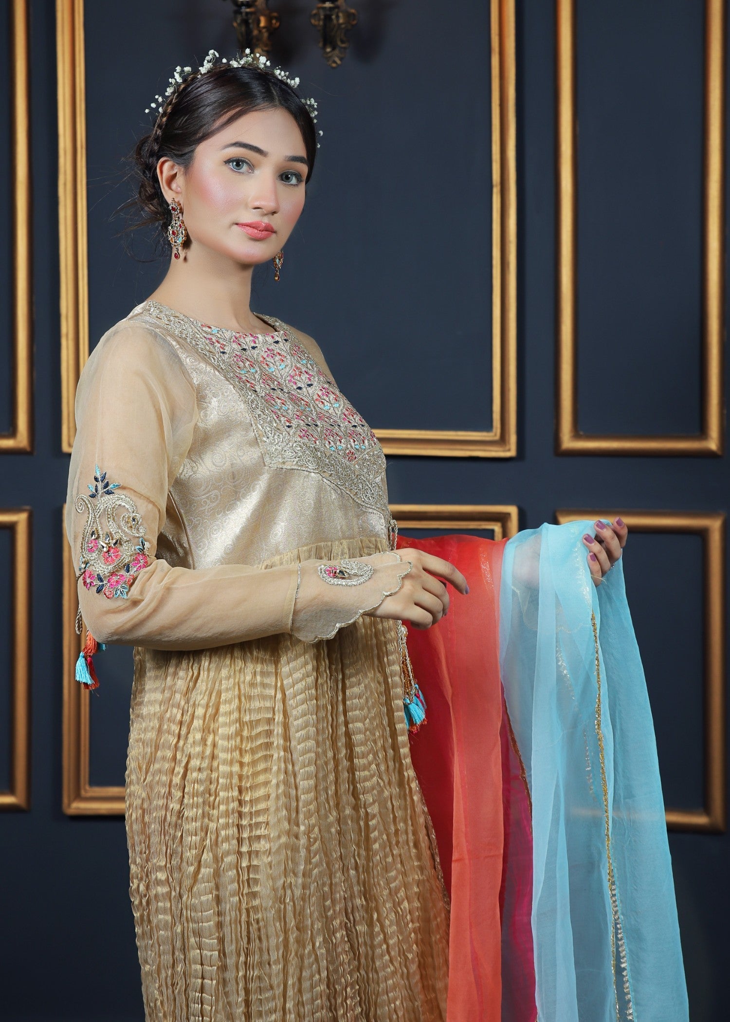 Madame Crushed Embroidered Missouri Suit Women 3pcs