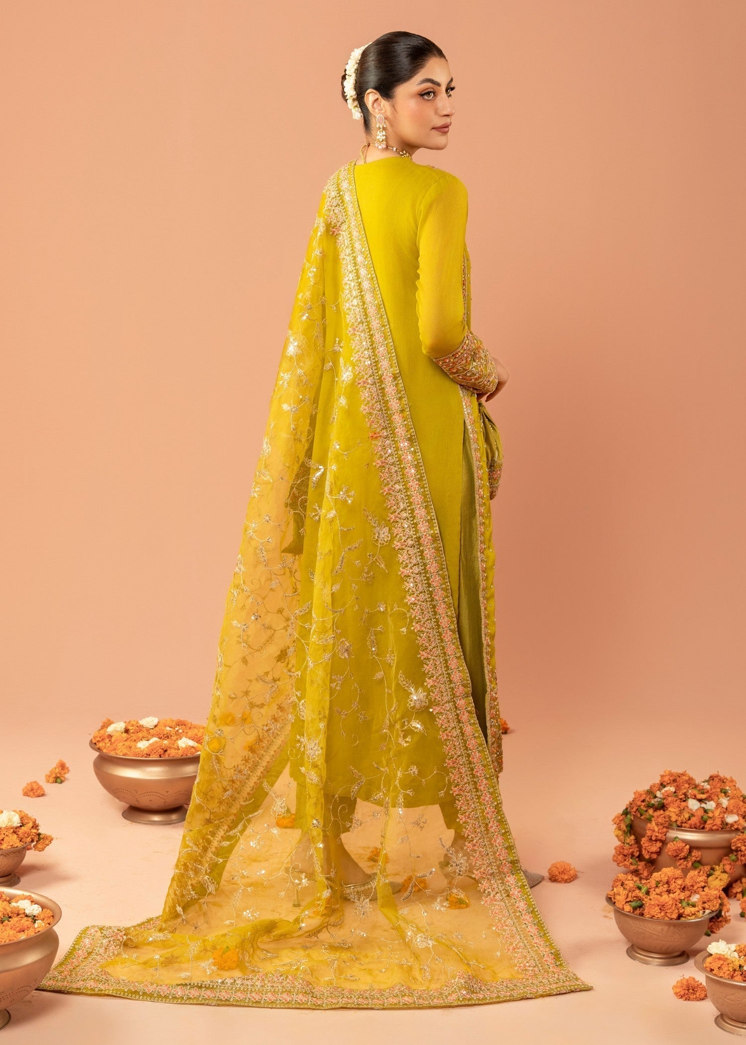 Agha Jaan Emel Women 3pcs