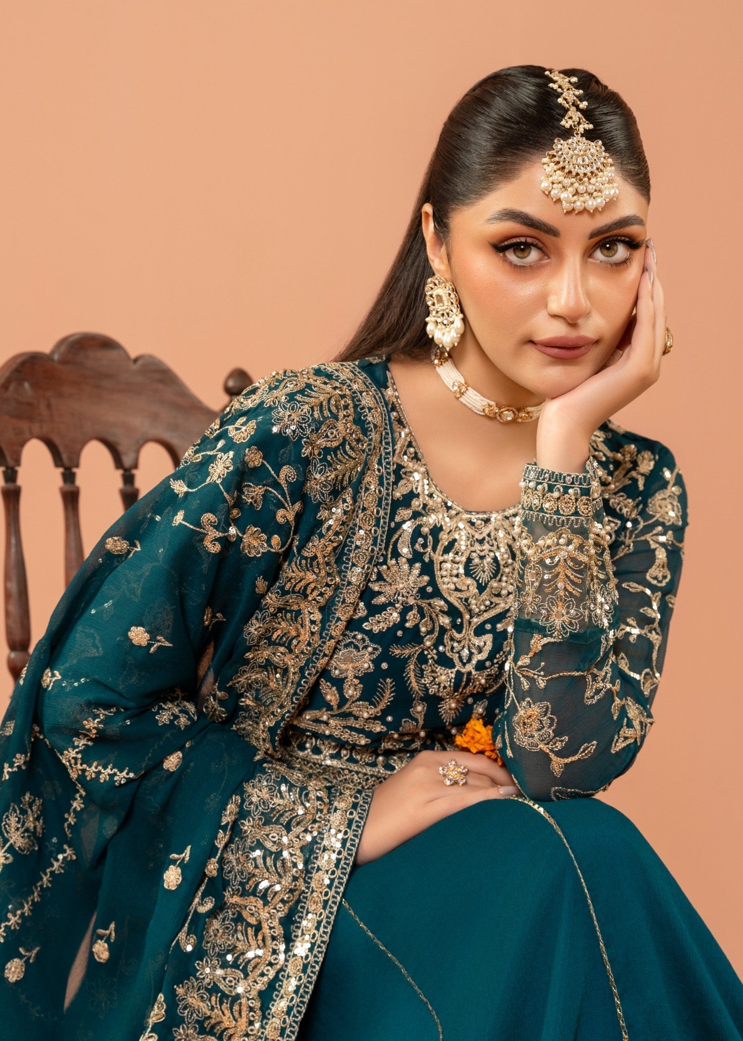 Agha Jaan HEMAYL Women 2pcs