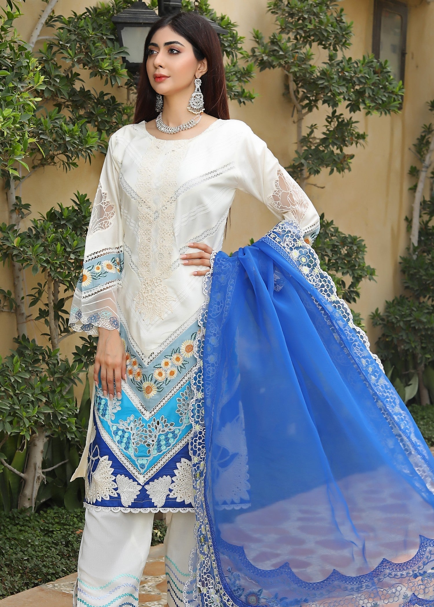 Polawn Exclusive 2301 Formal PRET Lawn Collection by Women 3pcs