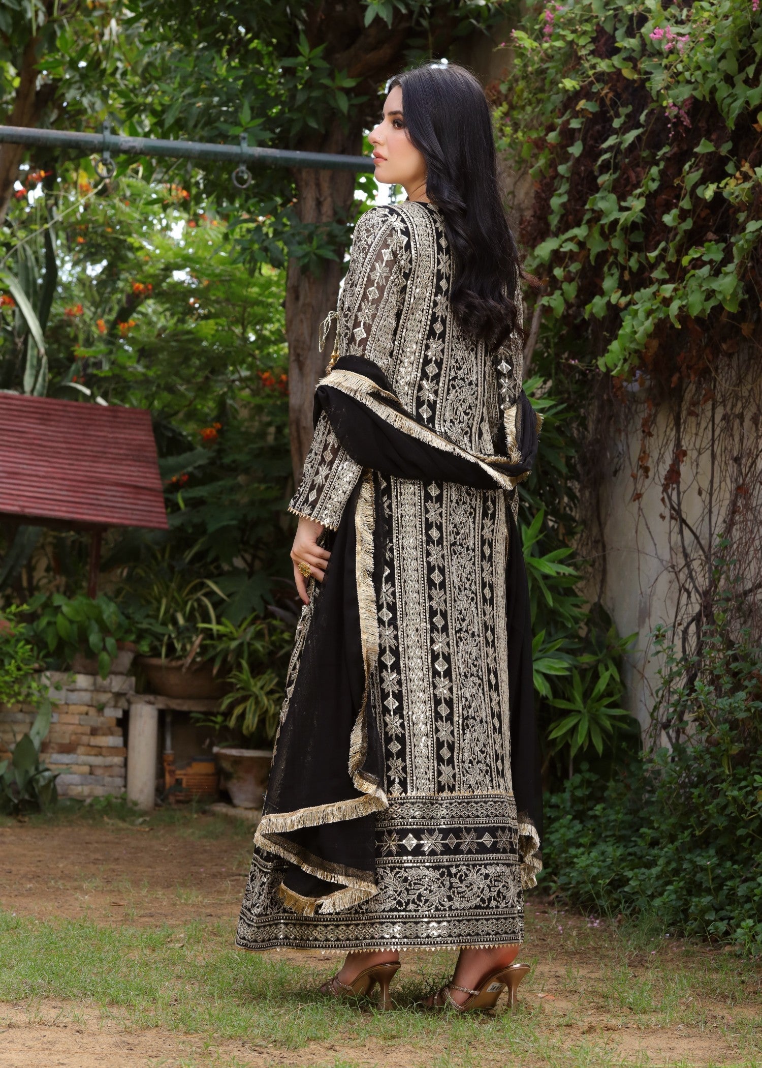 Mona Embroidery DIVINE BLACK Women 3pcs