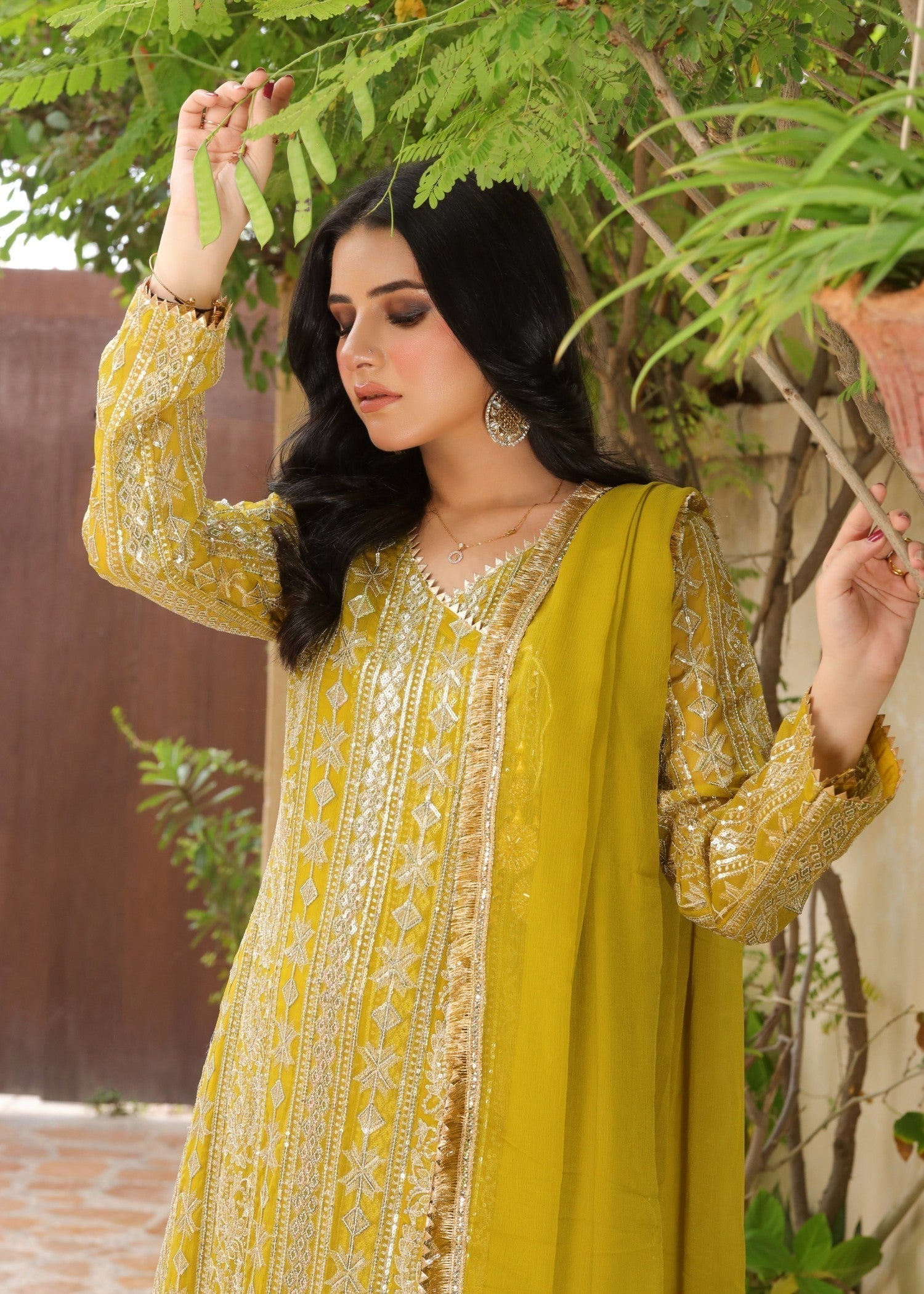 Mona Embroidery DIVINE DHANI Women 3pcs