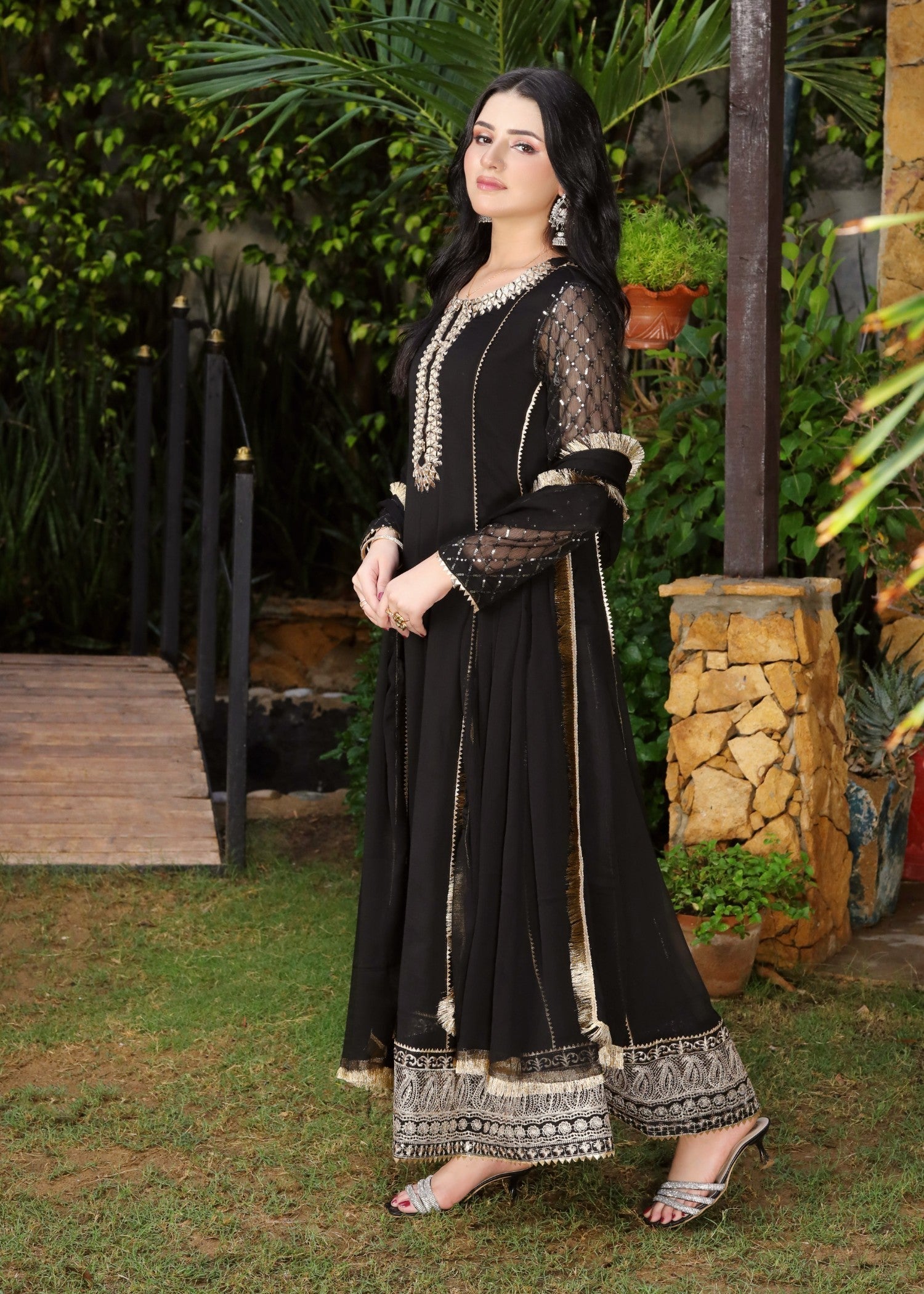 Mona Embroidery LUMINOUS BLACK Women 3pcs