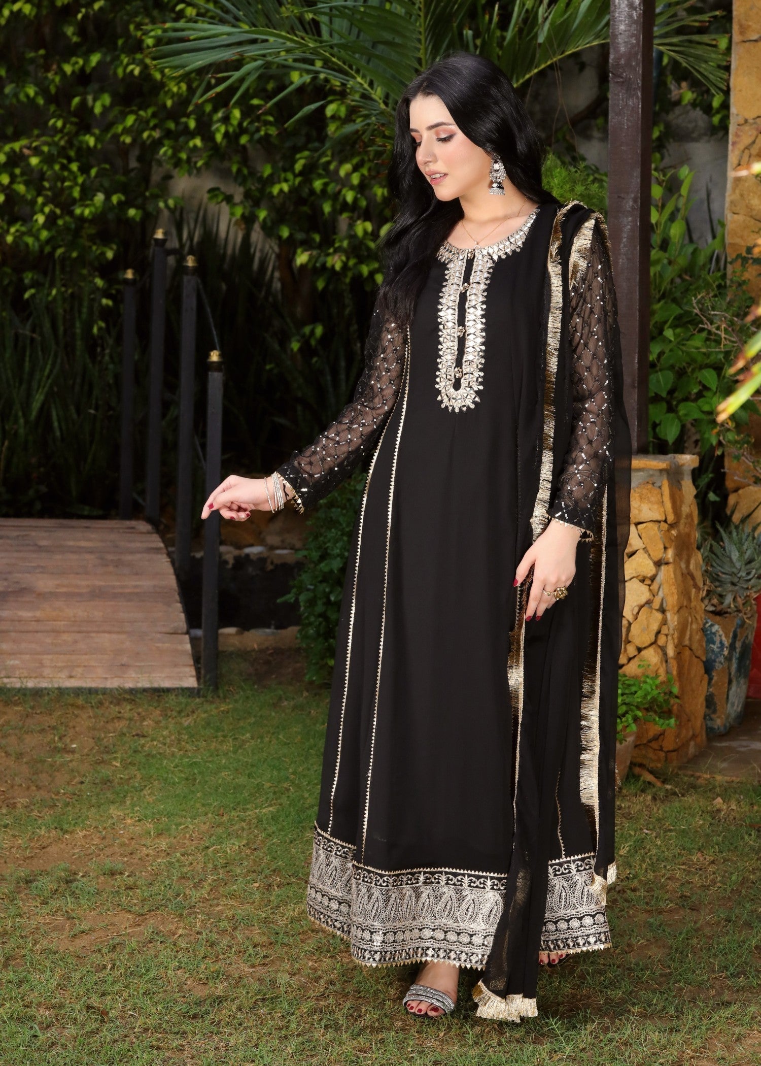 Mona Embroidery LUMINOUS BLACK Women 3pcs