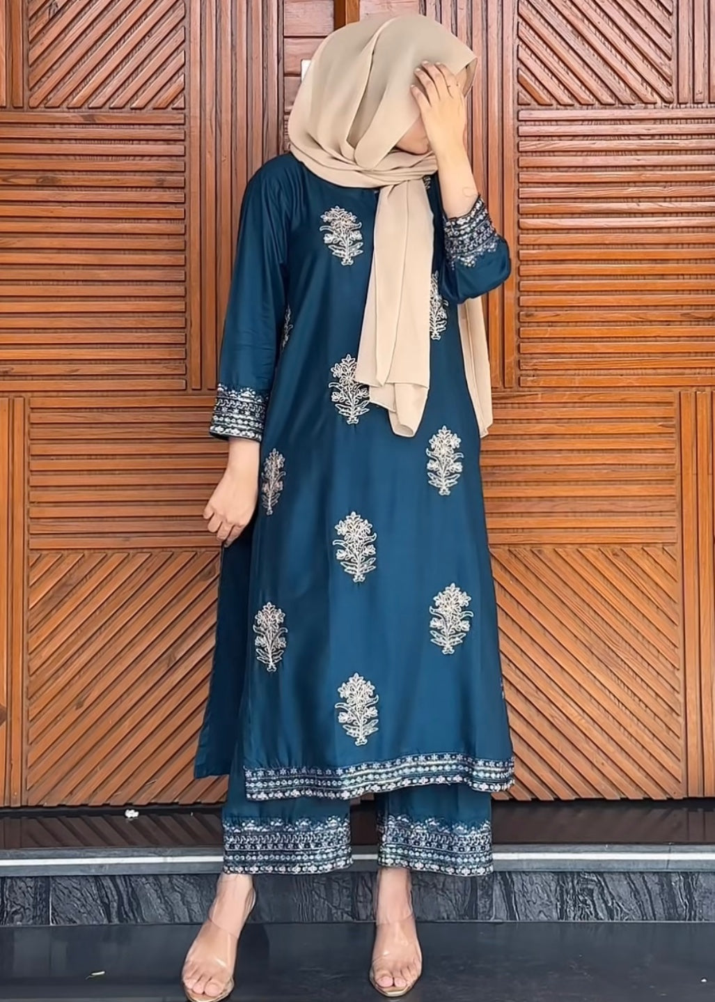 Chaudhary Arts Melvin teal Women 2pcs